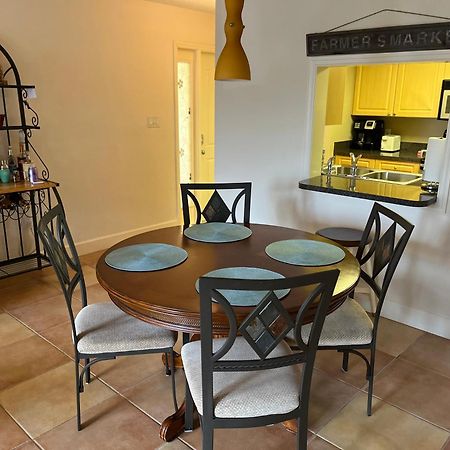 2Bed/2Bath Condo Next To Siesta Key ~A Hidden Gem Сарасота Екстериор снимка